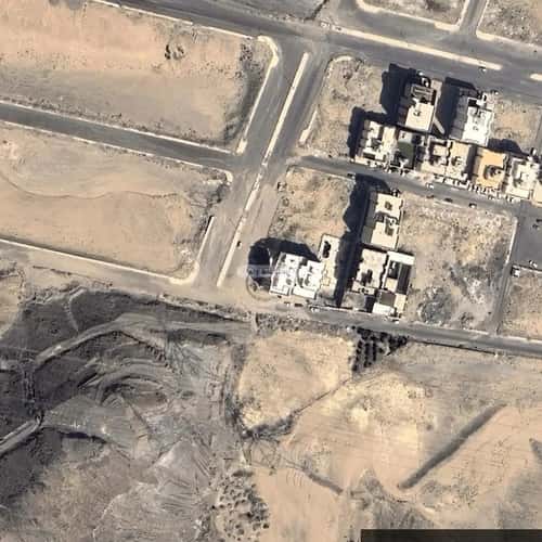 Building 580 SQM Facing South Tuwaa, Makkah Al Mukarramah