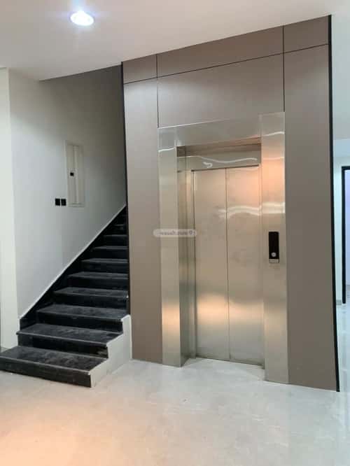 Villa 273 SQM Facing North West on 18m Width Street King Fahad Dist, Aldammam