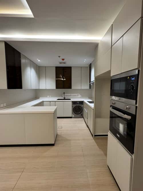 Apartment with 4 Bedrooms Al Hammraa, Khobar