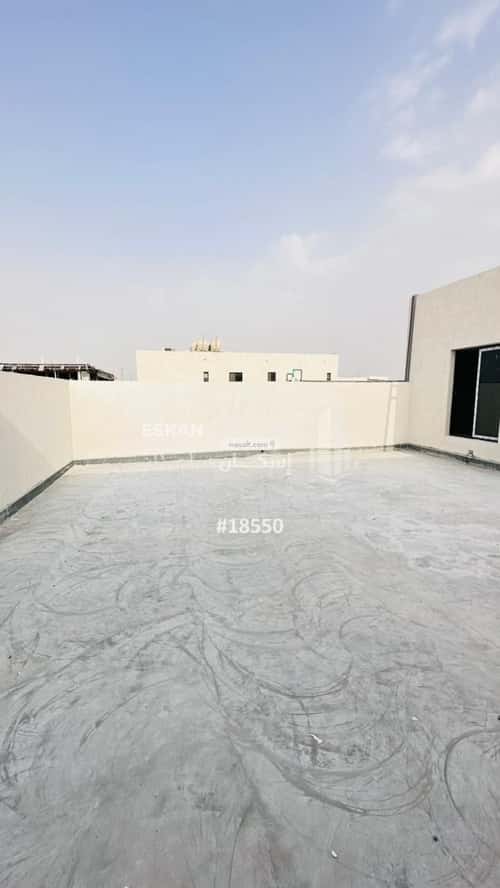 شقة ب 5 غرف العزيزية، الجبيل