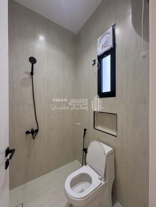 دور 200 متر مربع ب 7 غرف المعلاة، أحد رفيدة