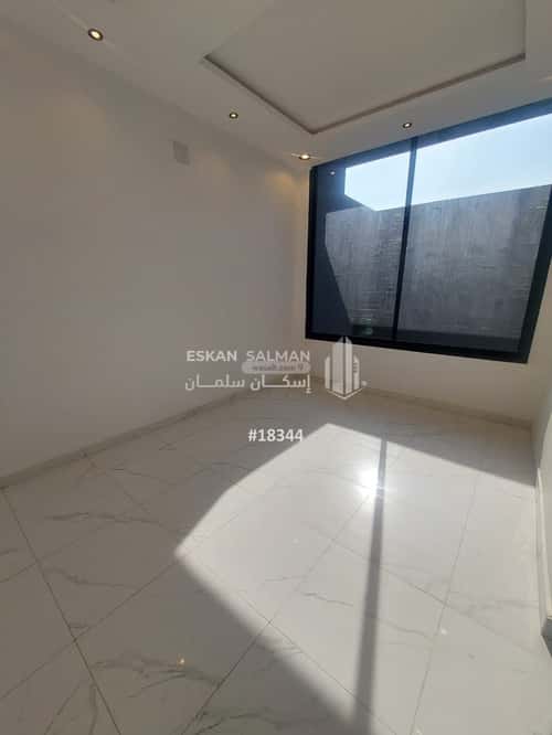 فيلا 215 متر مربع شمالية على شارع 15م الجنادرية، شرق الرياض، الرياض