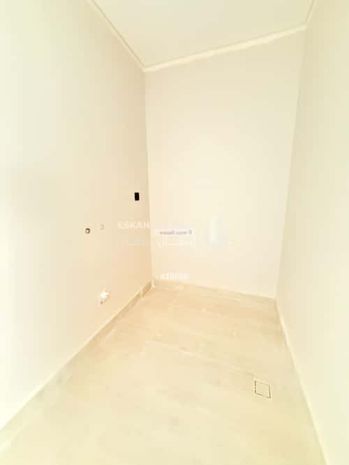 فيلا 253 متر مربع جنوبية على شارع 20م الأمواج، الخبر