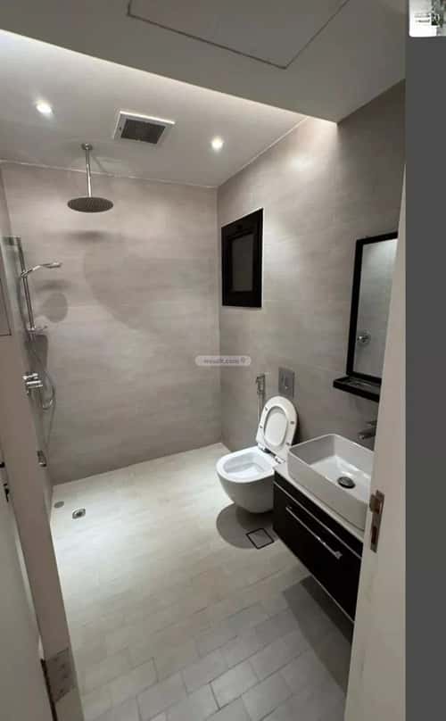 Apartment with 3 Bedrooms Al-Qairawan, North Riyadh, Riyadh