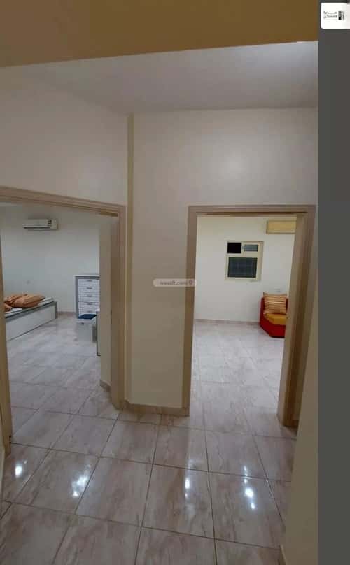 شقة ب 3 غرف ظهره العودة غرب، الدرعية