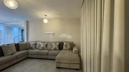 فيلا 239 متر مربع شرقية على شارع 20م العروبة، الدمام