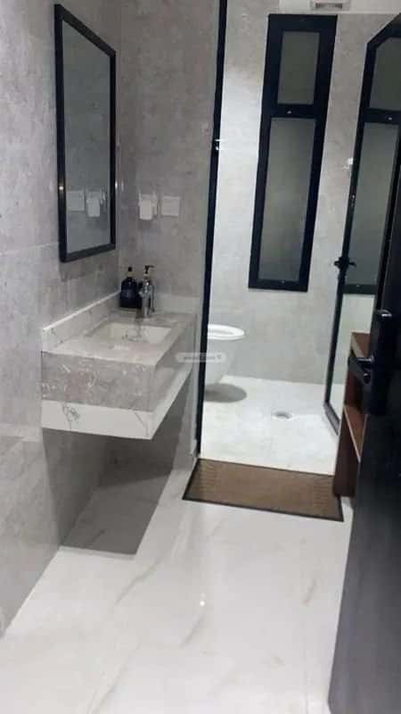 شقة بغرفة الحمراء، الخبر