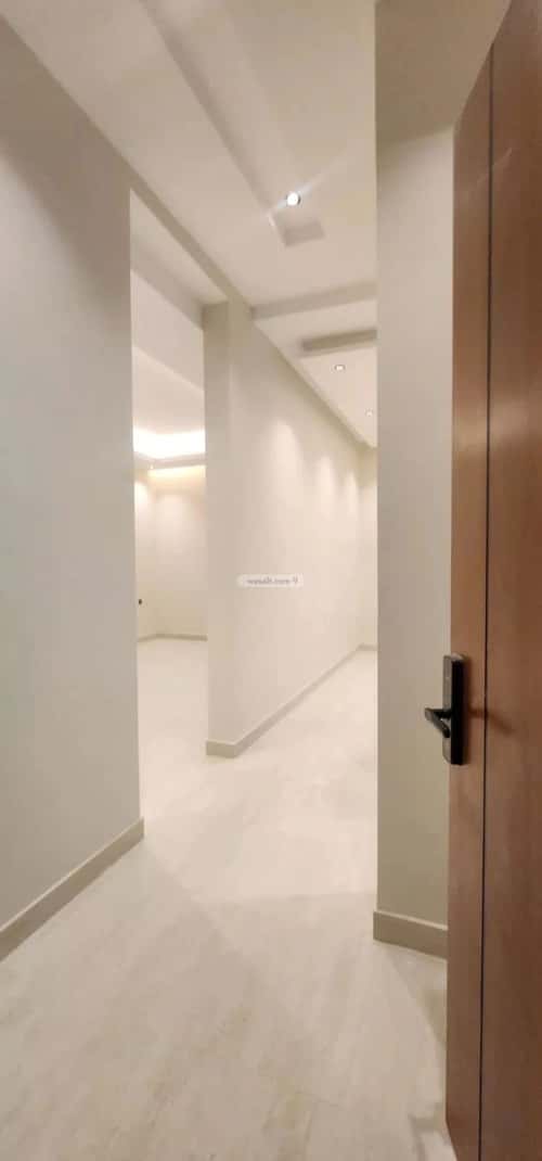 شقة ب 5 غرف طويق، غرب الرياض، الرياض