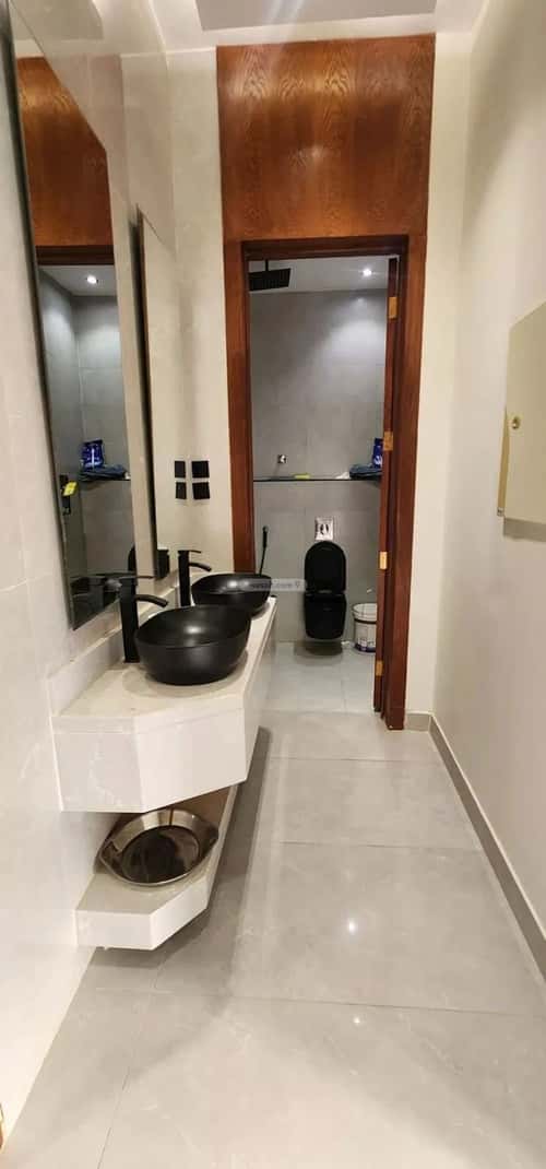 Floor 166 SQM with 5 Bedrooms Twaeeq, West Riyadh, Riyadh