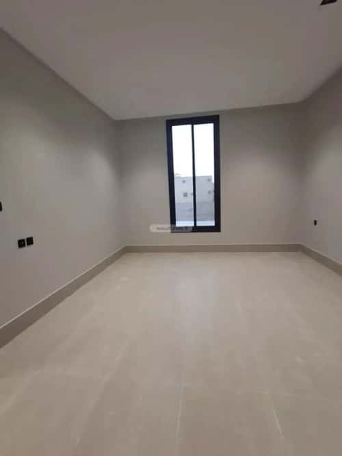 فيلا 200 متر مربع غربية على شارع 15م العريجاء الغربي، غرب الرياض، الرياض