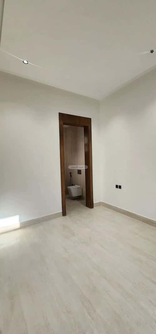 Apartment with 4 Bedrooms Al-Awaly, West Riyadh, Riyadh