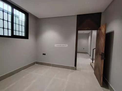 فيلا 252 متر مربع شرقية على شارع 20م عكاظ، جنوب الرياض، الرياض