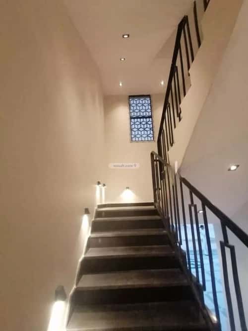 دور 285 متر مربع ب 5 غرف نوارة، المزاحمية