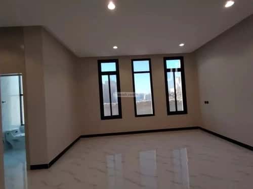 5 bedroom villa in Dhahrat Laban