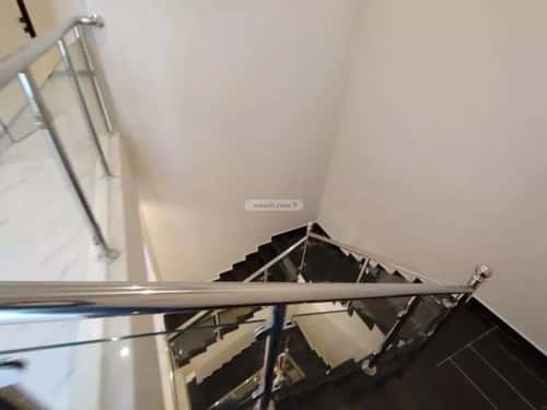 فيلا 330 متر مربع شرقية على شارع 20م ظهرة لبن، غرب الرياض، الرياض