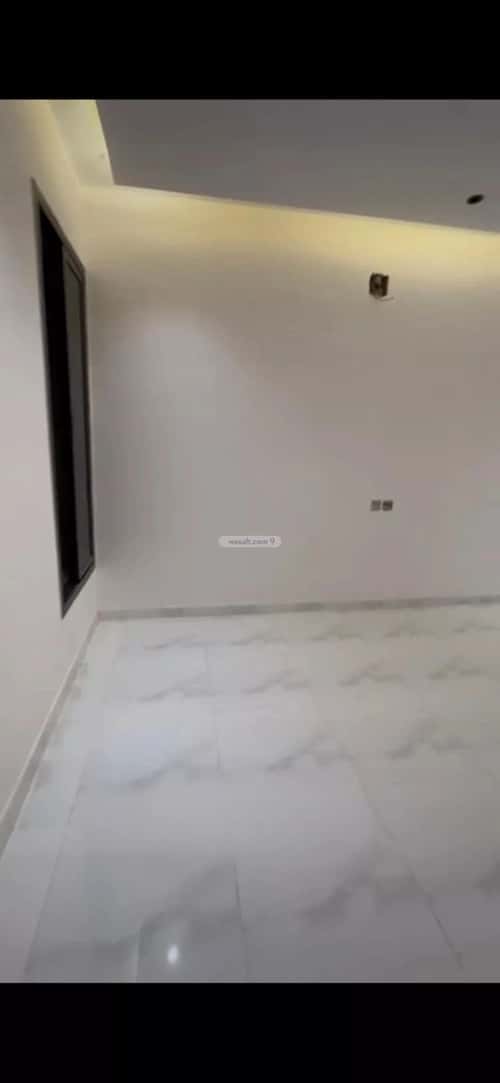 Floor 257 SQM with 5 Bedrooms Bader, South Riyadh, Riyadh