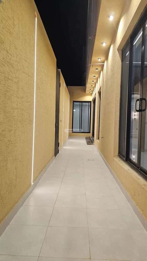 Floor 206 SQM with 5 Bedrooms Twaeeq, West Riyadh, Riyadh