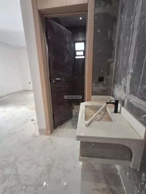 Apartment with 5 Bedrooms Twaeeq, West Riyadh, Riyadh