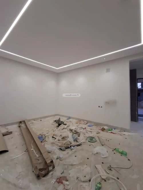 Floor 250 SQM with 5 Bedrooms Twaeeq, West Riyadh, Riyadh