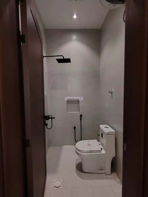 6 bedroom villa in Al Awali