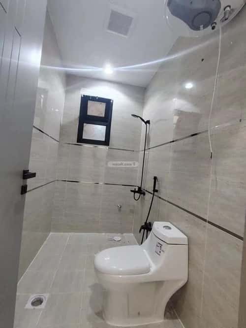 Floor 211 SQM with 5 Bedrooms Bader, South Riyadh, Riyadh