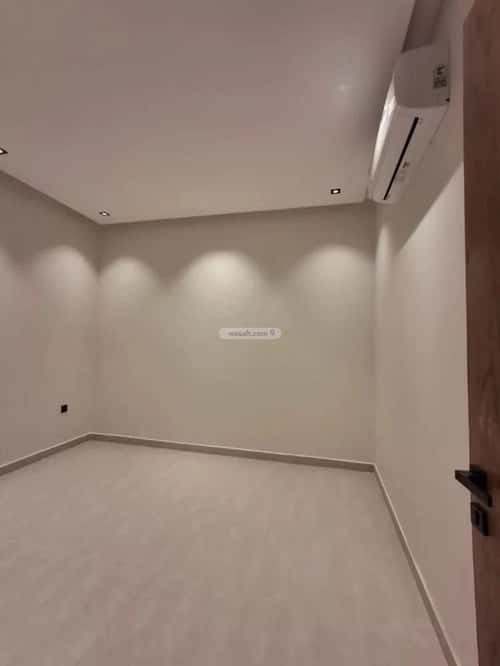 Floor 176 SQM with 5 Bedrooms Okaz, South Riyadh, Riyadh