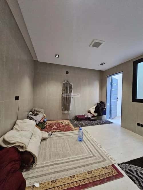 فيلا 6 غرف في العريجاء الغربي