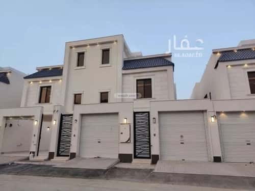 Floor 181 SQM with 5 Bedrooms Okaz, South Riyadh, Riyadh