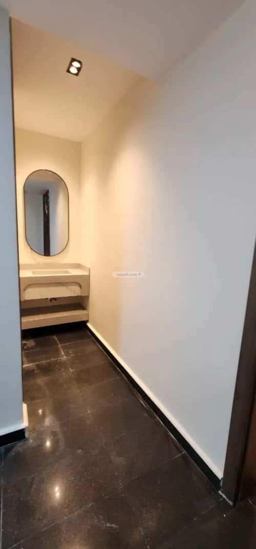 فيلا 150 متر مربع شرقية على شارع 15م السويدي الغربي، غرب الرياض، الرياض