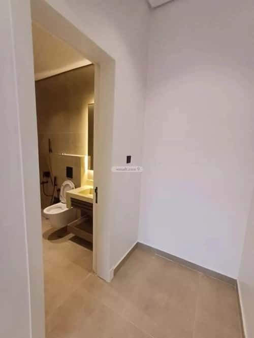 فيلا 220 متر مربع شمالية على شارع 20م الحزم، غرب الرياض، الرياض