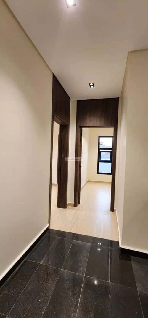 فيلا 208 متر مربع شرقية على شارع 20م الزهرة، غرب الرياض، الرياض