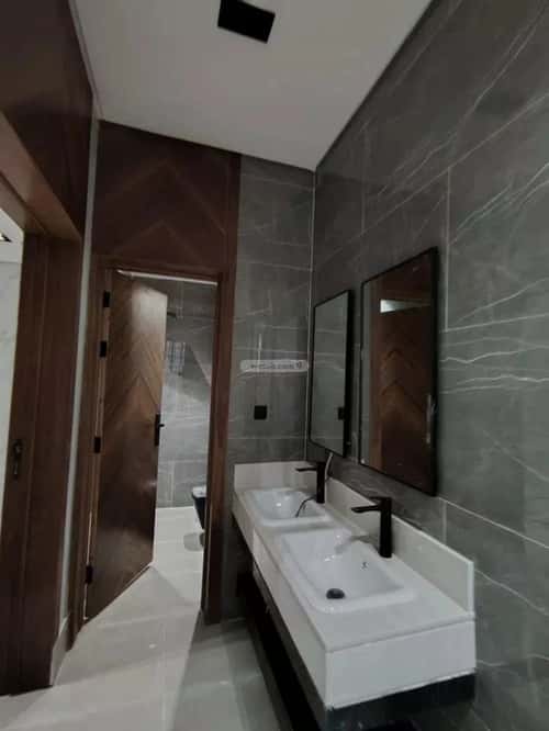 فيلا 264 متر مربع شمالية على شارع 20م عكاظ، جنوب الرياض، الرياض