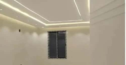 Floor 312 SQM with 7 Bedrooms Al-Janadriyah, East Riyadh, Riyadh