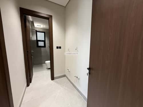 Floor 191 SQM with 5 Bedrooms Ishbiliyah, East Riyadh, Riyadh