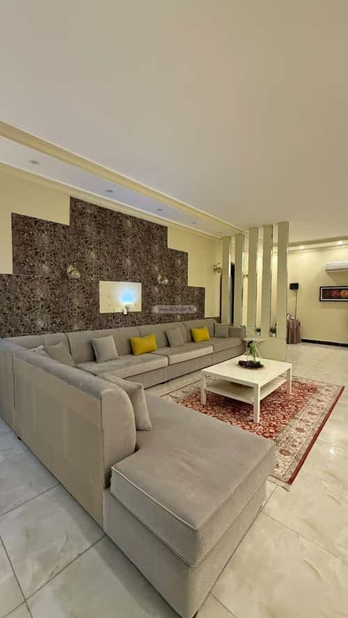 فيلا 764 متر مربع غربية على شارع 15م الحلقة الشرقية، الطائف