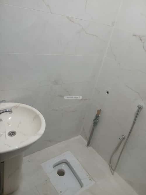 شقة ب 4 غرف الفلاح، بريدة