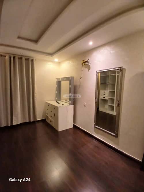 شقة ب 6 غرف ظهرة لبن، غرب الرياض، الرياض