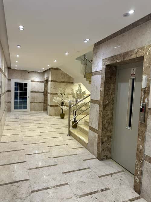 Apartment with 5 Bedrooms Al Rabbwah, North Jeddah, Jeddah