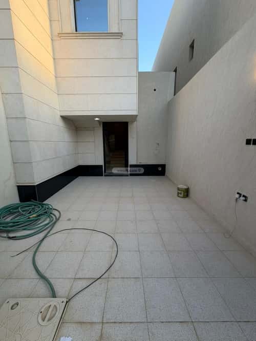 Apartment with 8 Bedrooms Al-Janadriyah, East Riyadh, Riyadh