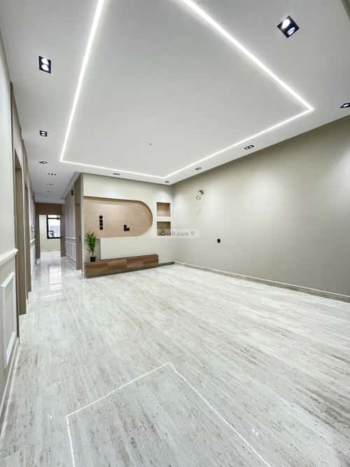 Villa 415 SQM with 2 Apartments Facing East Alghashashyaalgadeed, Makkah Al Mukarramah