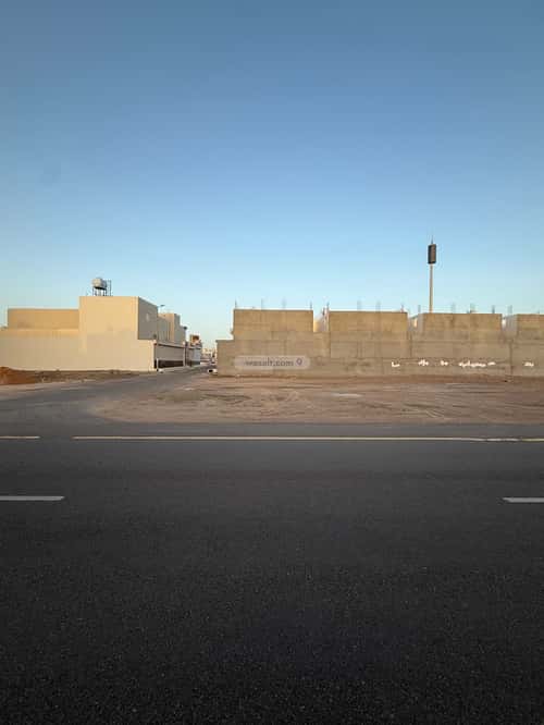 أرض 550 متر مربع شمالية غربية على شارع 30م نبلاء، المدينة المنورة