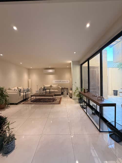 Villa 897 SQM Facing 3 Streets on 30m Width Street Al-Nuzha, North Riyadh, Riyadh