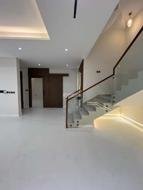 6 bedroom villa in Al Mahdiyyah