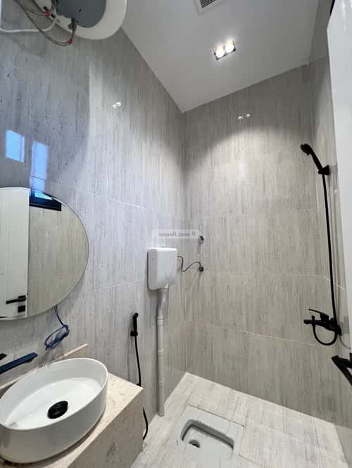 Apartment with 6 Bedrooms Dammam, Khamis Mushait