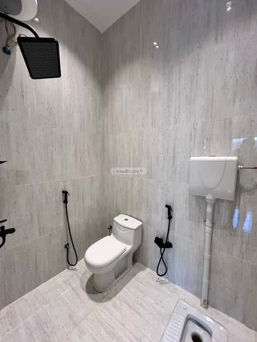 شقة ب 6 غرف ضمك، خميس مشيط