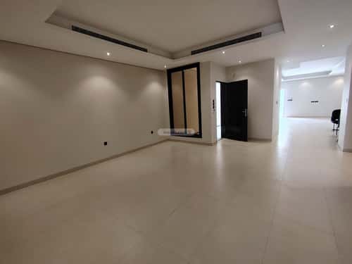 Floor 198 SQM with 5 Bedrooms Al-Yarmuk, East Riyadh, Riyadh