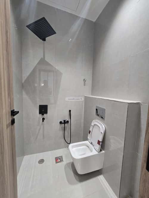 Floor 135 SQM with 4 Bedrooms Al-Maizaliyah, East Riyadh, Riyadh