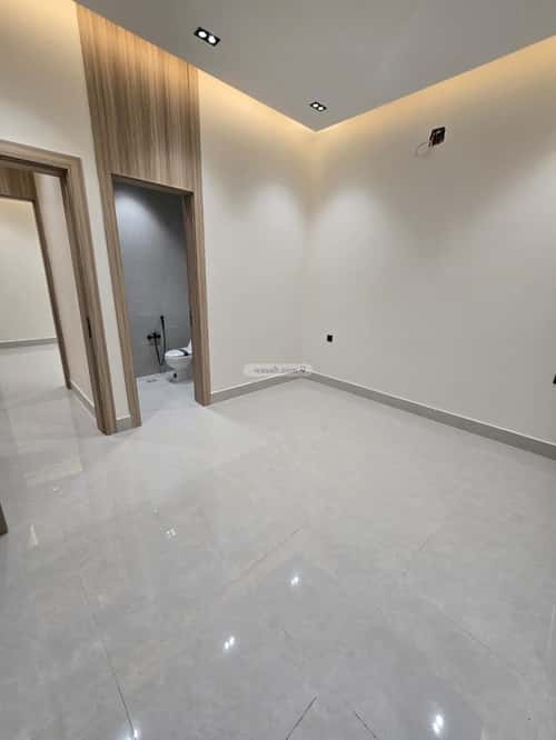 Floor 133 SQM with 4 Bedrooms Al-Maizaliyah, East Riyadh, Riyadh