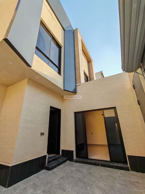 دور 4 غرف في الرمال