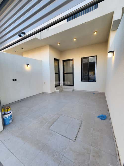Villa 125 SQM Facing East with 5 Bedrooms Al Rakah Al Jnubyah, Khobar